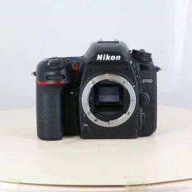 【中古】(ニコン) Nikon D7500 ボデイ
