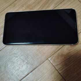 LG V30+ L-01K docomo B&O