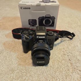 Canon EOS M5 ミラーレスカメラ