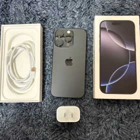 iPhone 16pro 256gb ブラックチタニウム美品