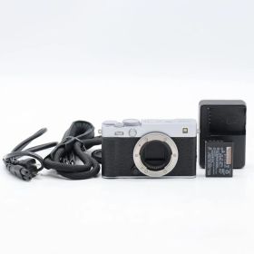 【ショット数459】FUJIFILM X-E5 ボディ シルバー