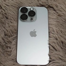 Apple iPhone 16 pro 256GB ナチュラルチタニウム