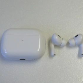 【中古品】Apple AirPods Pro 第2世代 アップル エアポッズプロ エアーポッズプロ ワイヤレスイヤホン 本体 正規品 A2698/A2699/A2700 送料無料！