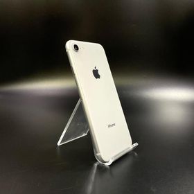 【全額返金保証】【最速発送】 iPhone 8 64GB シルバー docomo SIMフリー 白ロム 動作確認済 83%