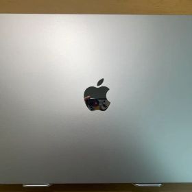 【最終価格】MacBook Air M3 15インチ 256GB