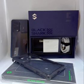 Black Shark 5 ゲーミングスマートフォン