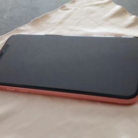 Apple iPhone XR コーラル 64GB 中古