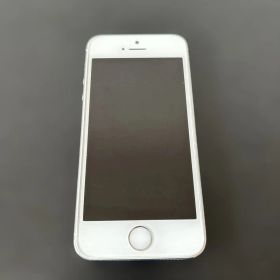 Apple iPhone 5S シルバー 本体