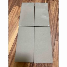 アローズ(arrows)のARROWS WE2 PLUS M06 シャンパンシルバ 4台(スマートフォン本体)