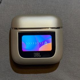 JBL TOUR PRO 2 ワイヤレスイヤホン 商品説明を一読お願いします。