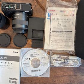 キャノンCanon EOS M3 ミラーレスカメラ 18-55mmレンズ付き