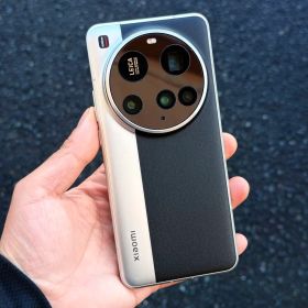 Xiaomi 15 Ultra 256GB 中国版 SIMフリー