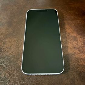 Apple iPhone 14 本体