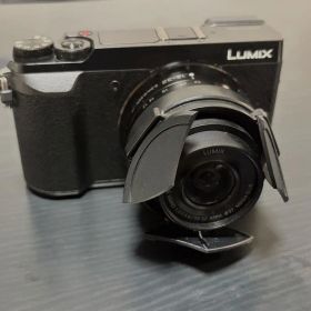 LUMIX DMC-GX7MK2K LUMIX G VARIO 12-32mm