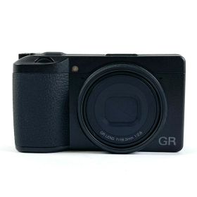 リコー RICOH GR III コンパクトデジタルカメラ 【中古】