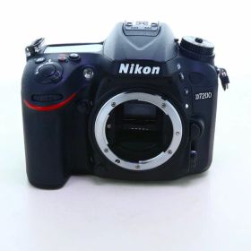 【中古】 (ニコン) Nikon D7200 ボデイ【中古カメラ デジタル一眼】 ランク：B