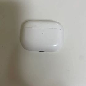 AirPods Pro 本体 ワイヤレス充電対応