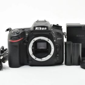 【美品】Nikon ニコン D7200 ボディ #200