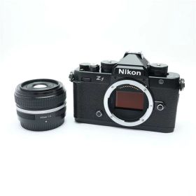 【中古】 《良品》 Nikon Zf Z 40mm F2（Special Edition）レンズキット ブラック [ デジタルカメラ ]