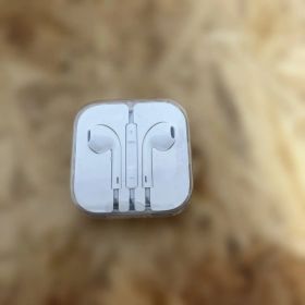 Apple EarPods ホワイト