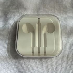 Apple純正イヤホンケース空ケースiPhone付属品 美品保管EarPods