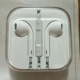 Apple EarPods ホワイト iPhone イヤホンジャック 有線