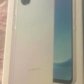 Samsung Galaxy A25、ライトブルー64GBストレージ。