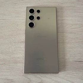 Samsung Galaxy S24 Ultra シルバー 256GB