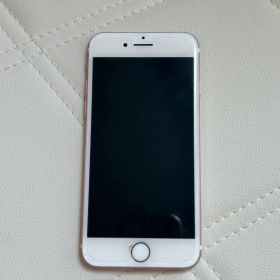 Apple iPhone 7本体 256GB