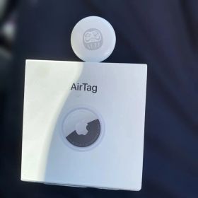 Apple AirTag ホワイト