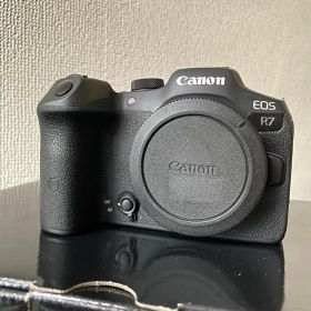 キヤノン EOS R7 ボディ ミラーレス一眼