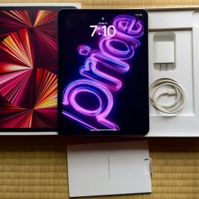 【美品】iPad Pro 11インチ(第3世代 )バッテリー最大容量：99%