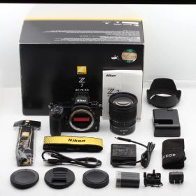 【ほぼ新品】Nikon ニコン ミラーレスカメラ 一眼 Z7 24-70 レンズキット JS129-00652