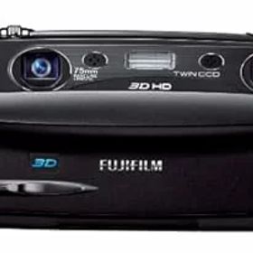 【中古】富士フイルム FinePix Real 3D W3 デジタルカメラ 3.5インチLCD付き (メーカー生産終了)