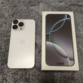 J*M様 【美品】iPhone16ProMax ホワイト本体容量100％（新品保