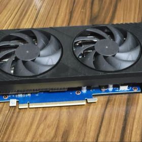 Intel ARC A580 グラフィックボード