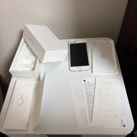 【画面破損・箱付き】iPhone6（Silver、au、16GB）