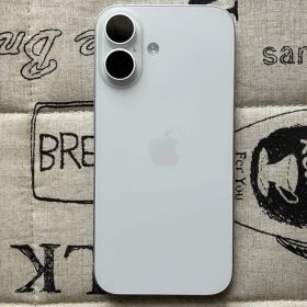 Apple iPhone 16 ホワイト