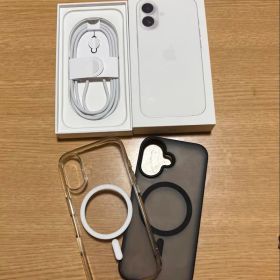 【美品】iPhone16 256GB ホワイト バッテリー99%付属品付き