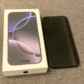 iPhone 16 Pro 256GB ブラックチタン Apple 箱付