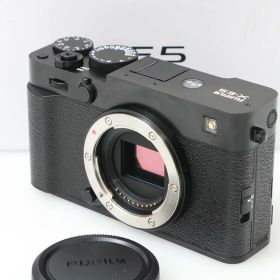【中古】【美品】富士フイルム FUJIFILM X-E5 ボディ [ブラック] （センサー清掃済み） CA01-M6159-2P4 Xマウント APS-C 5軸手ブレ補正 EVF 中古