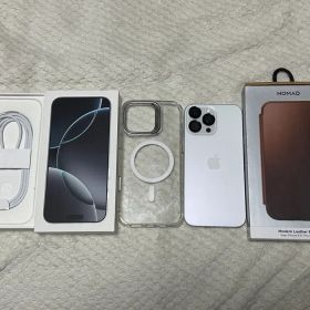 iPhone16 Pro Max 256GB バッテリー95% 4/2まで販売‼️