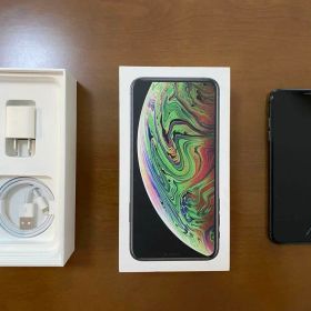 【中古・SIMロックなし】iPhone Xs Maxスペースグレイ256GB
