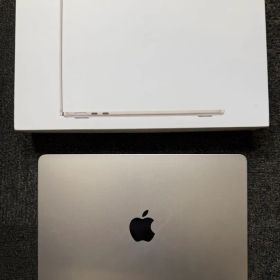MacBook Air 13インチ M2 2022 スターライト 256GB