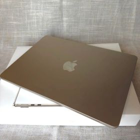 MacBook Air M2 8G 256GB 13インチ