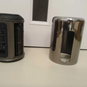 Mac Pro (Late 2013),8コア,64GB,1TB