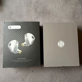 TWISTURA WOODNOTE 有線イヤホン