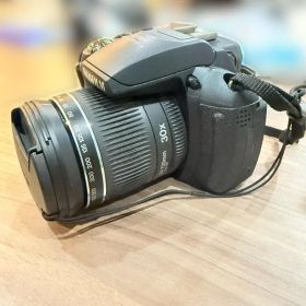 FUJIFILM 富士フイルム FinePix HS10 ネオ一眼 30倍ズーム
