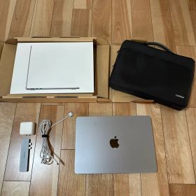 【美品】MacBook Air M2 13インチ 100%バッテリー アクセ付き