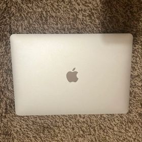 MacBook Air 13インチ Intel core i3